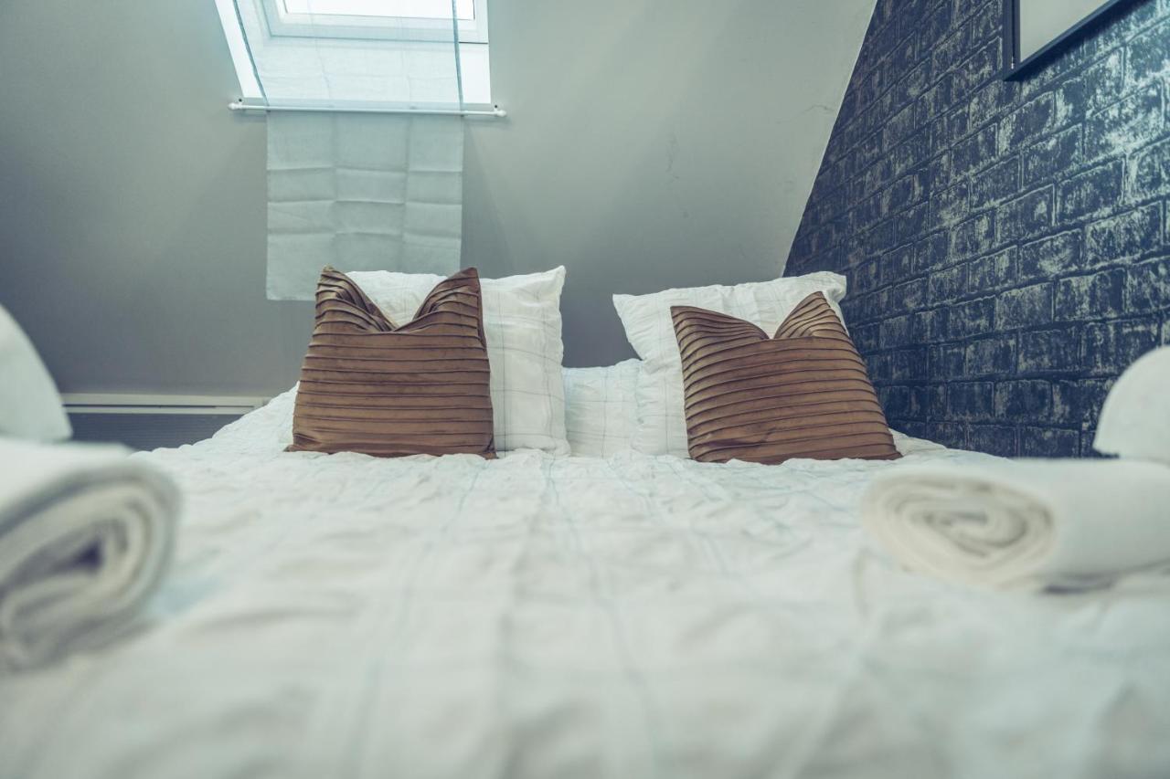 Le Loft Superbe Studio Avec Stationnement Gratuit Dunkirk Bagian luar foto